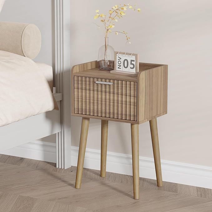 LAATOOREE Small Nightstand Set of 2, Side End Table with Fluted Door, Bedside Table with Solid Wood Legs, Mid-Century, for Bedroom, Small Beds