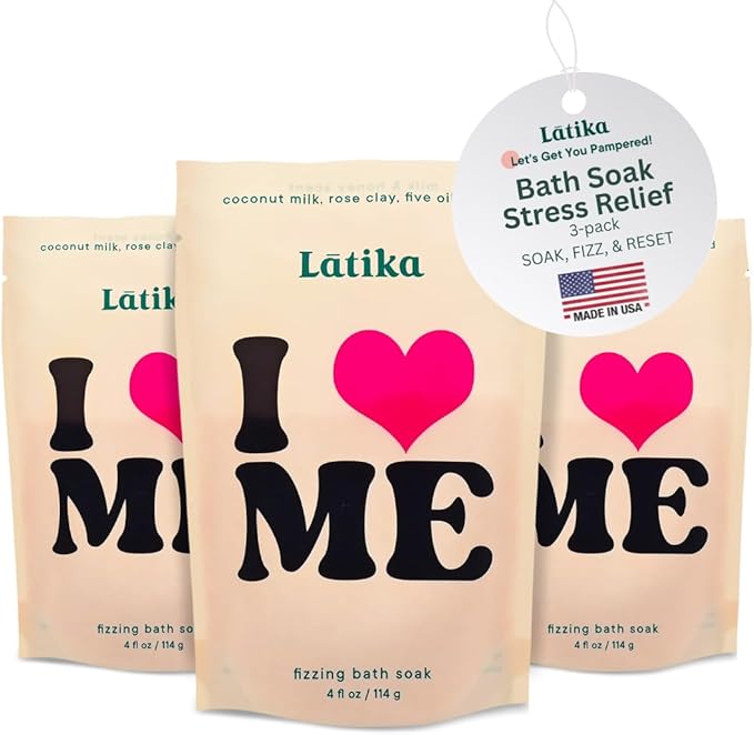 Latika Soak Set of 3 - I Heart Me Bath Soaks with Oats, Milk & Honey for Self-Love & Self-Care – for Relaxation, Muscle Recovery & Skin Nourishment – Stress Relief Soaking Salts