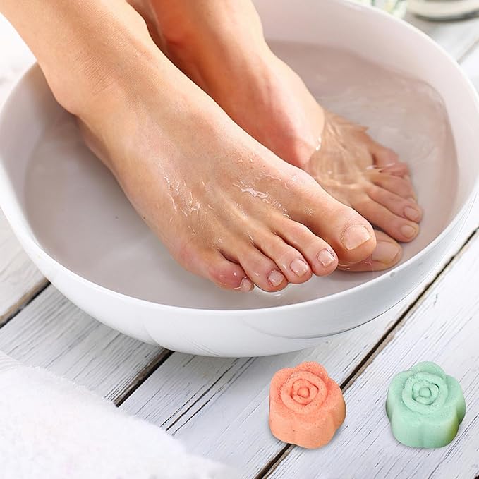 12PCS/Set Foot Bath Bombs Natural Foot Soaking Salts with 4 Lavender Jasmine Rose Chamomile Aroma for Feet Callus Dry Cracked Stubborn Feet Odor
