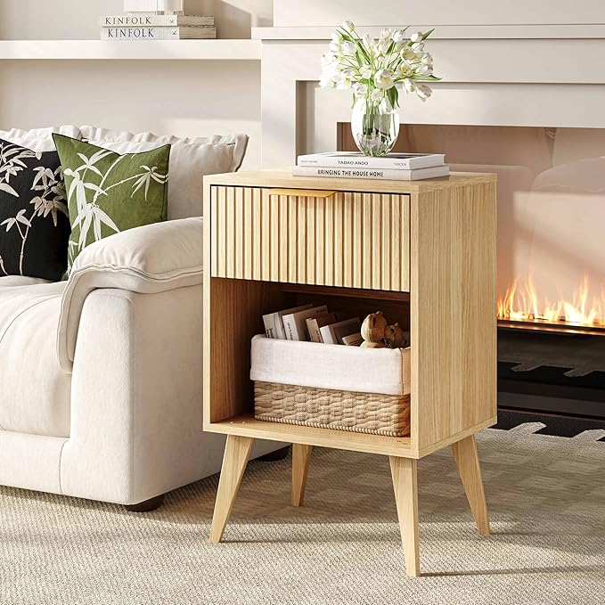 Fluted Night Stand with Opening Storage,Mid Century Bedside Table with Drawer,Wood Nightstand with Solid Wood Legs,End Table Side Table for Living Room,Bedroom,Natural CTG56Y